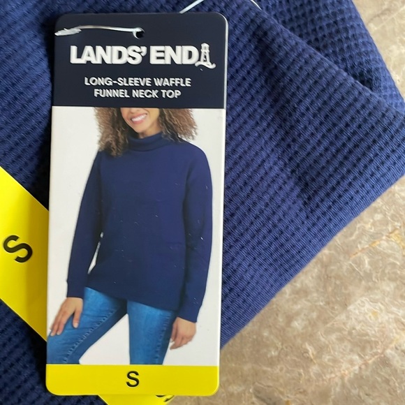 - Lands end ladies waffle funnel neck top - Picture 1 of 2